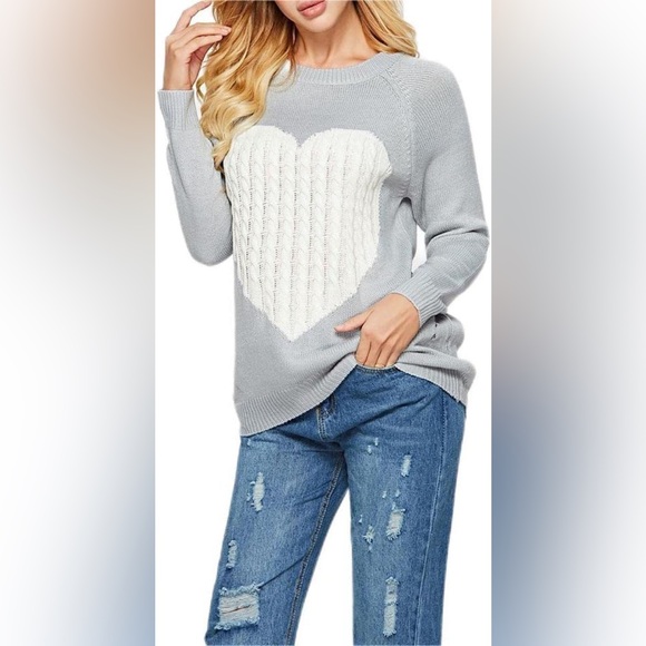 New Soft & Cozy Long Loose Light Gray & White Heart Sweater Size XL NWOT - Picture 2 of 11